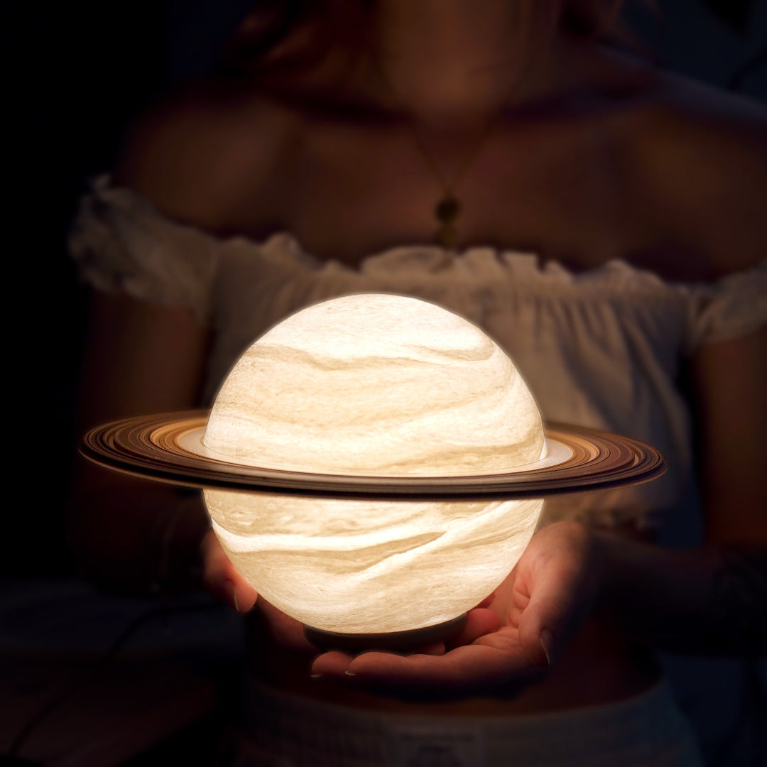 The LuminaSphere – High-Definition 15cm Planetary Lamp
